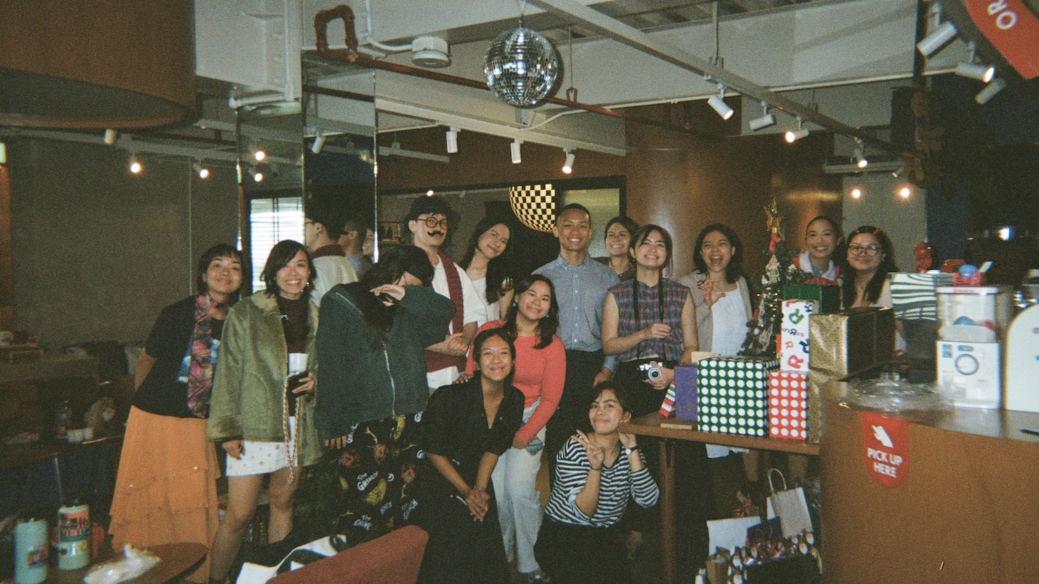 Christmas Party (2) – Landscape