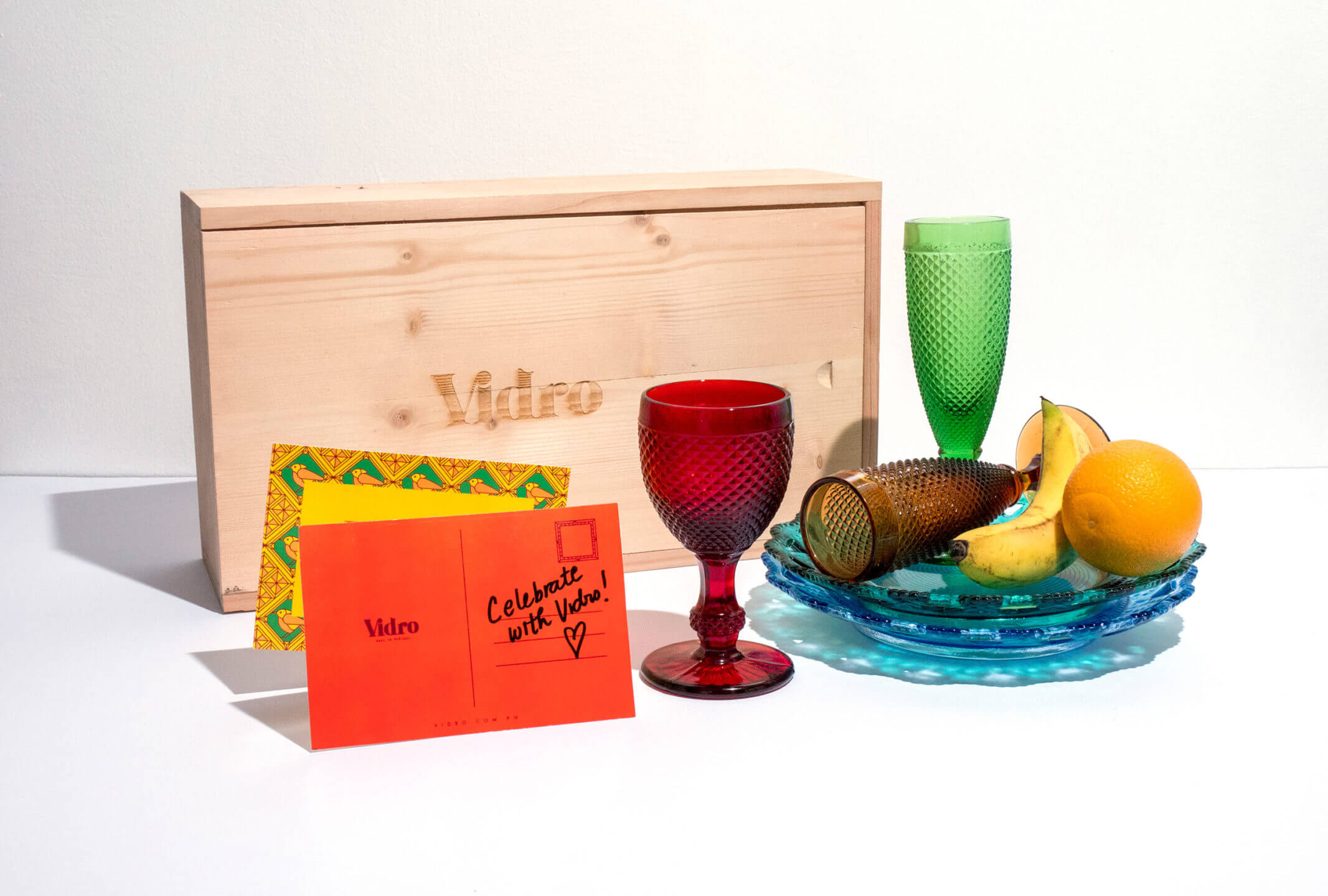 Wooden product packaging for Portuguese glassware brand Vidro